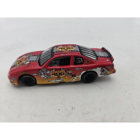 LOONEY TUNES REMATCH EVENT CAR 2002 1/64 ACTION DIECAST CAR 13,464 - Picture 1 of 7